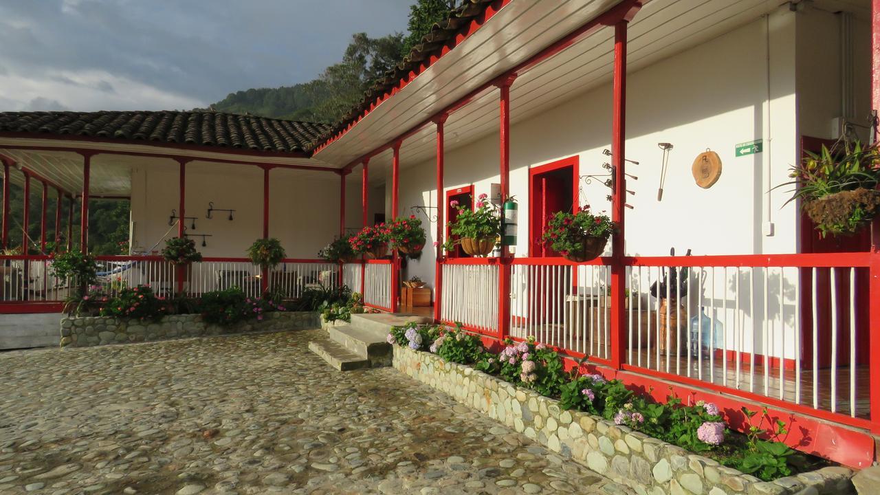 La Cabana Ecohotel - Valle Del Cocora Саленто Екстер'єр фото